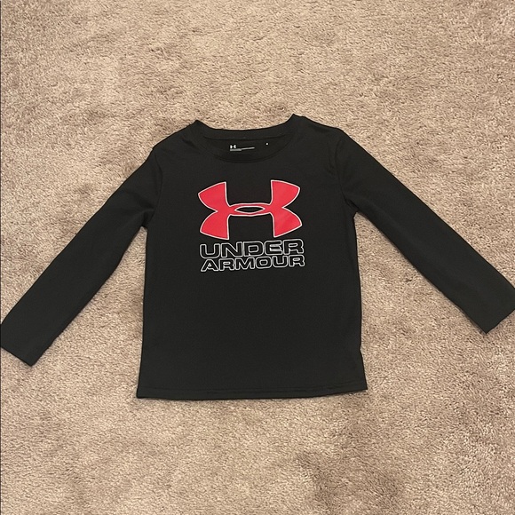 Under Armour Other - Under Armour Kids Black Long Sleeve Tee with Red Logo - Size 4